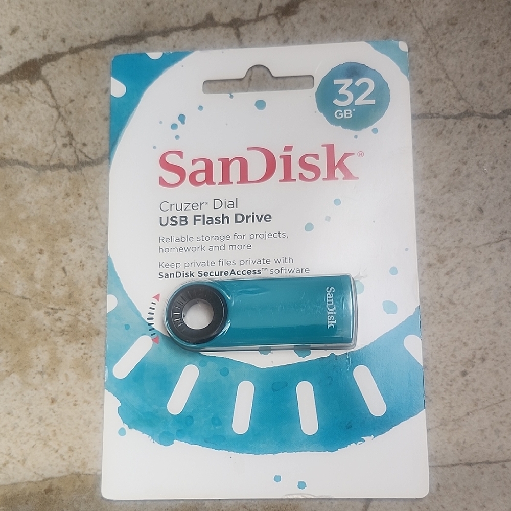 SanDisk Cruzer Dial 32GB USB Flash Drive - Blue